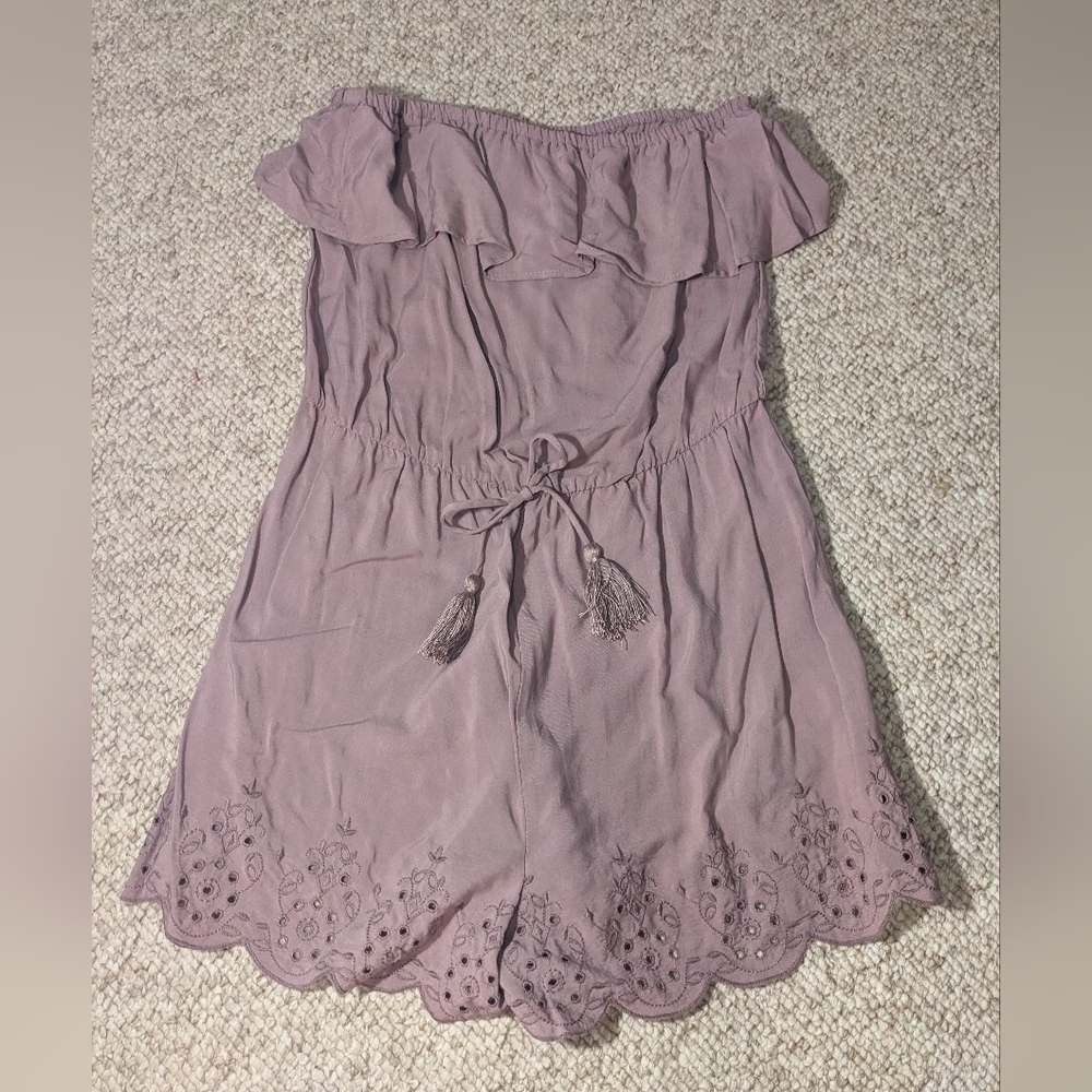 MOSSIMO mauve strapless romper, size M